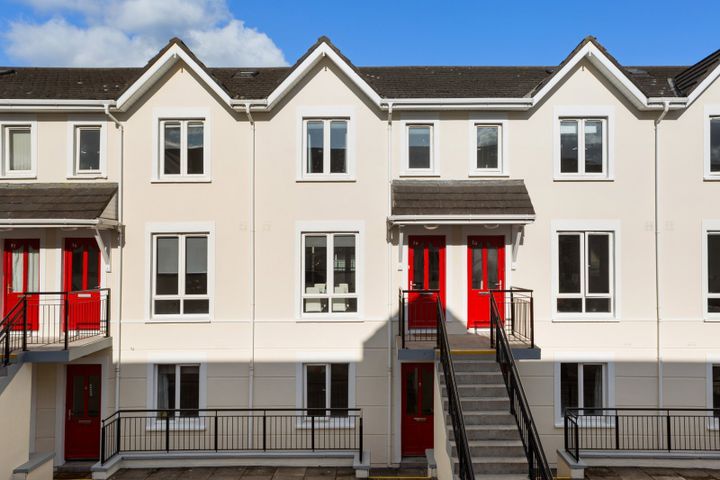 24 Saint Helen's Court, George's Street Lower, Dun Laoghaire, Co Dublin, A96Y288