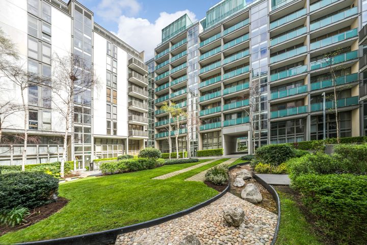 4 Kirkpatrick House, Spencer Dock, IFSC, Dublin 1