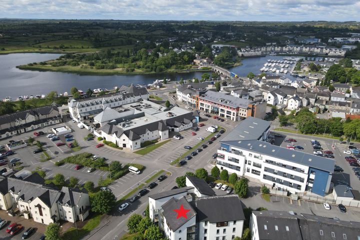 6 The Pavillion, Central Park, Carrick-On-Shannon, Co. Leitrim, N41RD73