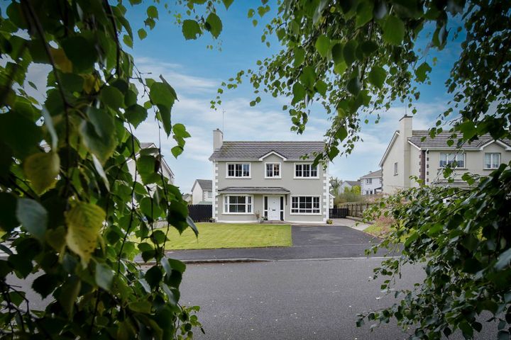 39 Lawnsdale, Navenny, Ballybofey, Co. Donegal, F93A023
