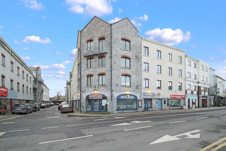 Town House 1, Bridgewater Court, Galway City Centre, H91W825