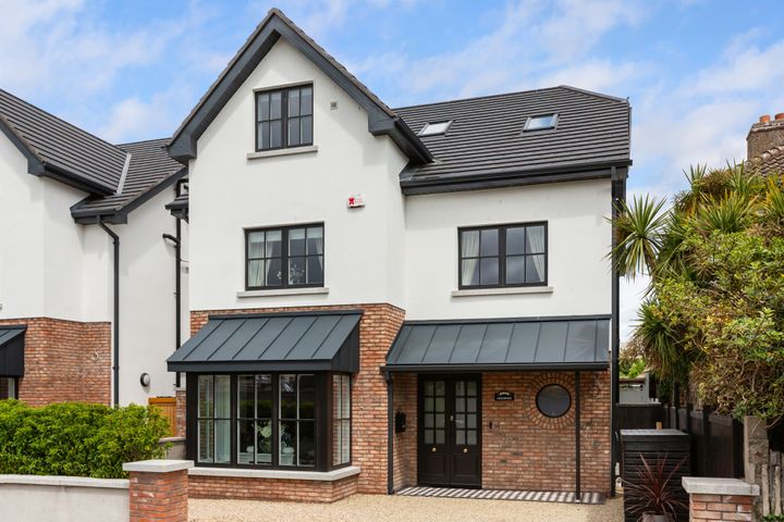 Amberwood, Owendore Avenue, Rathfarnham, Dublin