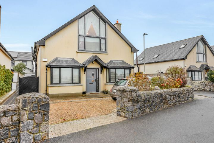 2 The Links, Sundrive Road, Rush, Co. Dublin, K56XP71