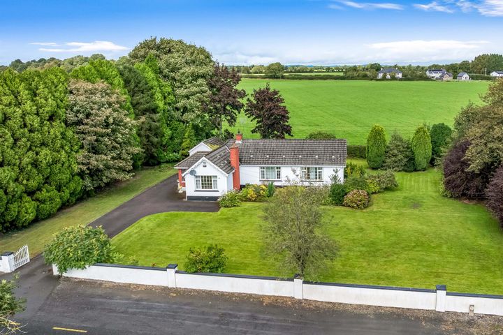 Navan Road, Kentstown, Navan, Co Meath, C15AD96