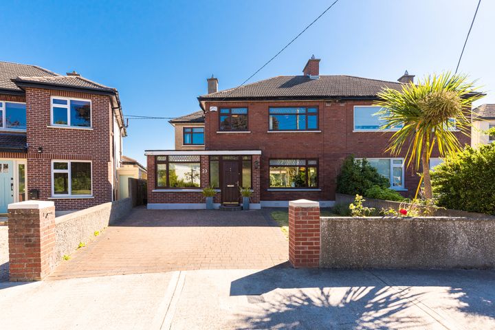 23 Avondale Lawn, Blackrock, Dublin, Dublin