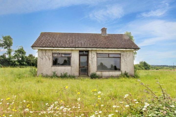 Drumnamahane, Borrisokane, Nenagh, Co. Tipperary