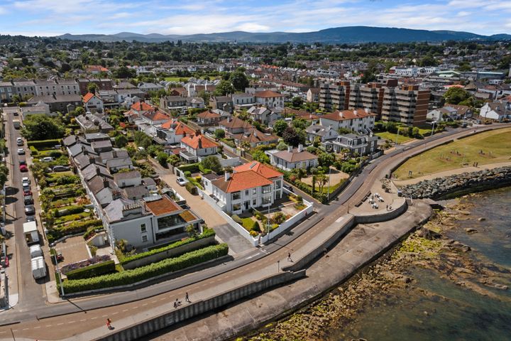 Cooleen, 12 Marine Parade, Sandycove, Dublin