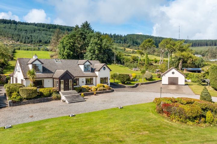 Brook Meadow, Ballyedmonduff Road, Stepaside, Dublin 18, D18KV84