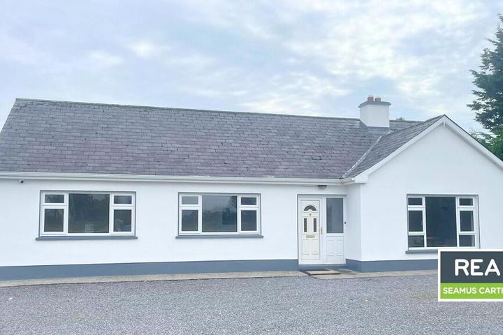 Cloonshanville, Frenchpark, Co. Roscommon, F45N223