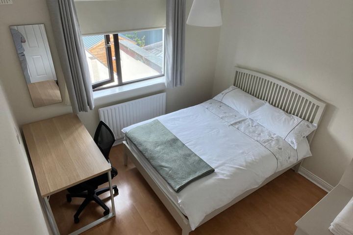 Glenbourne, Leopardstown Valley, Dublin 18, Leopardstown, Dublin 18