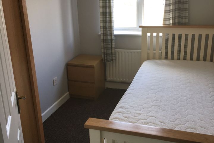95 suncroft park, Tallaght, Dublin 24
