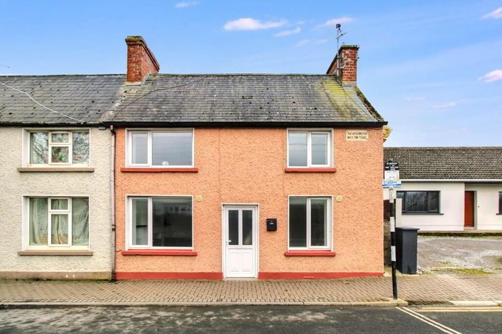 1 Wolfe Tone Terrace, Nenagh, Co. Tipperary