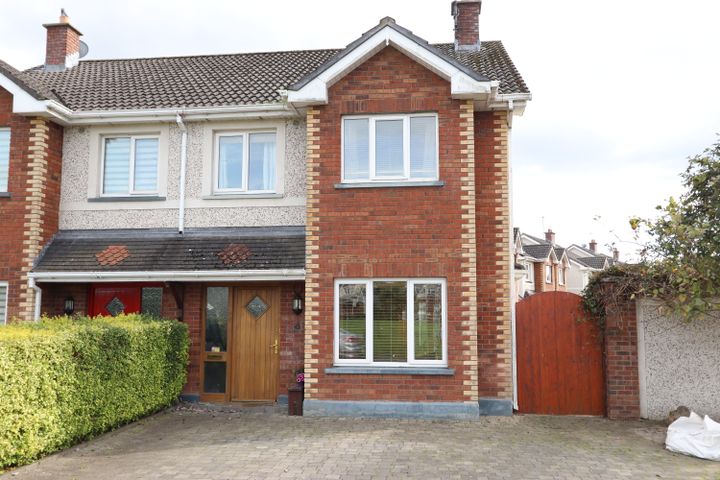 16 Coachyard Manor, Enfield, Co. Meath, A83YY91