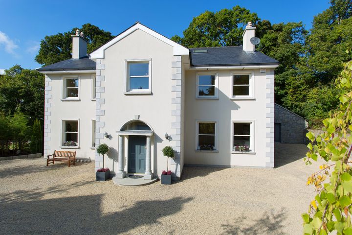 1 Whitethorn, Balure Lane, Killiney, Dublin