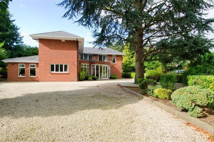 Cedar House, Glenaulin Park, Chapelizod Dublin 20, Dublin 20, Dublin