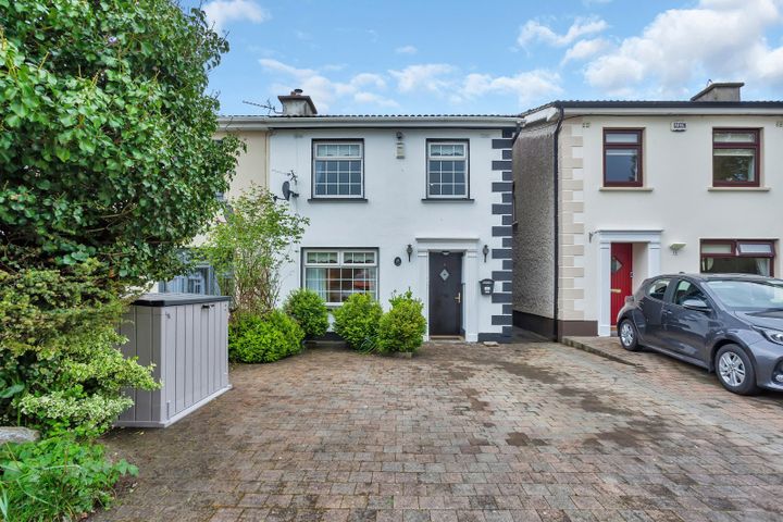 15 The Oaks, Newbridge, Co Kildare, Kildare