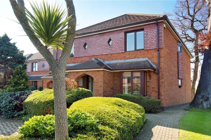 Cedar Square, Blackrock, Co. Dublin, Stillorgan, Co. Dublin