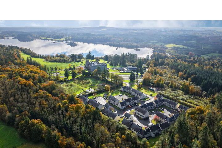 34 O'Carolan's Court, Kilronan, Ballyfarnon, Boyle, Co. Roscommon, F52XY38