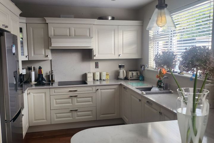 Vernon Avenue , Clontarf, Dublin 3