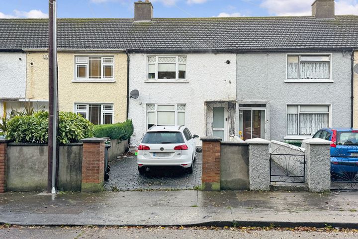 17 Collins Drive, Finglas East, Dublin 11, D11R8K3