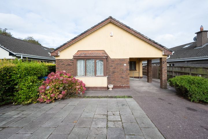 4 The Gardens, Gleann Na Ri, Tower, Model Village, Co. Cork, T23WR59