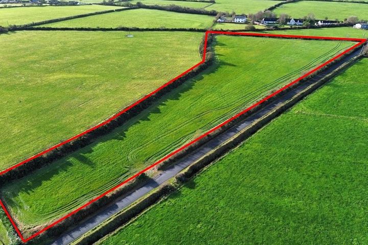 Lands at Coole East, Whites Cross, Cork, White's Cross, Co. Cork