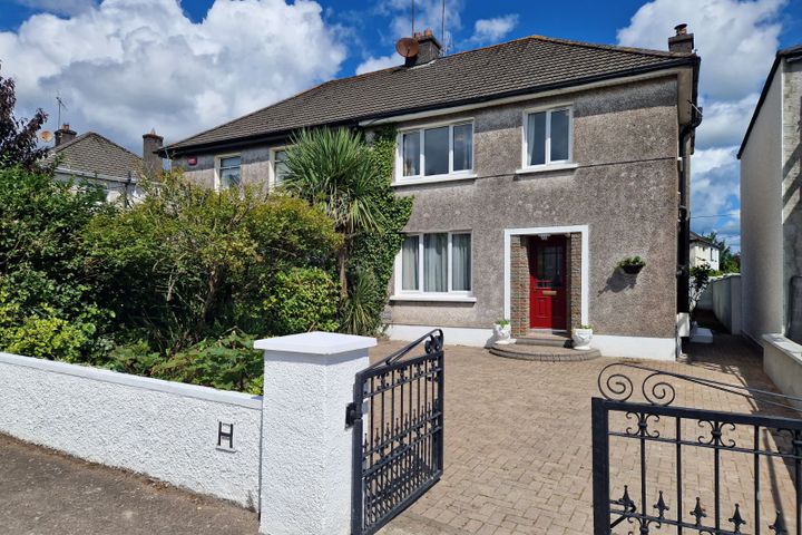 Duinin, 49 Woodvale Road, Ballintemple, Co. Cork, T12C7HN