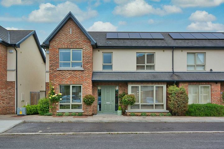 42 Carton Grove, Dublin Road, Maynooth, Kildare
