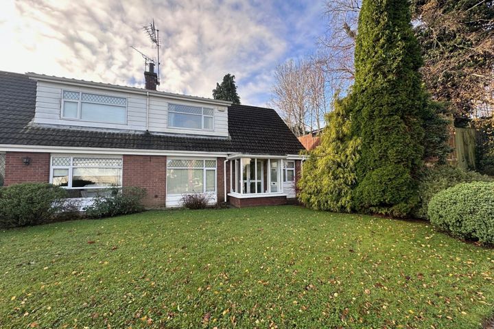 19 Ashgrove Lawns, H18Y589