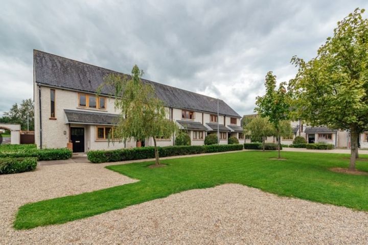 Maple lawns, Oldtown Demesne, Naas, Co Kildare, Naas, Co. Kildare