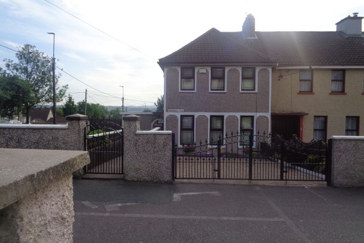 2 Farranferris Place, Farranree, Co. Cork