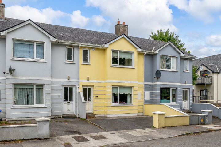 2 Mountemple Mews, Summerhill, Carrick on Shannon, Co. Leitrim, N41V8W2