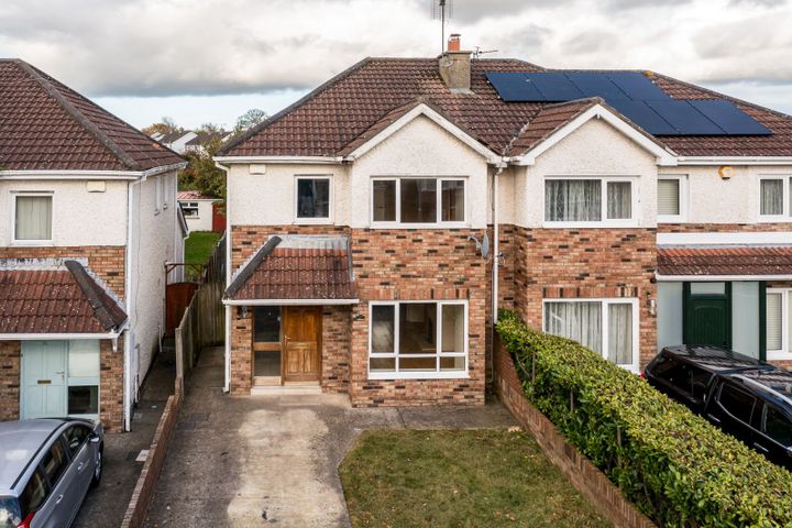 27 Tara Court Road, Navan, Navan, Co. Meath, C15T9Y2