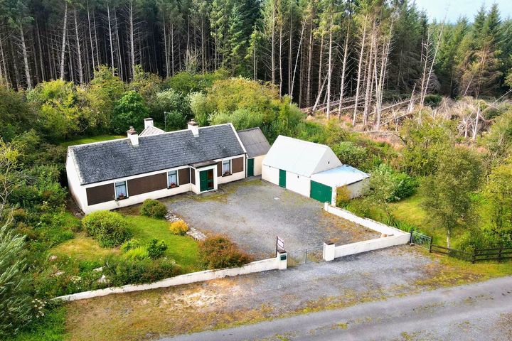 Mantuar, Frenchpark, Co. Roscommon, F45YY32