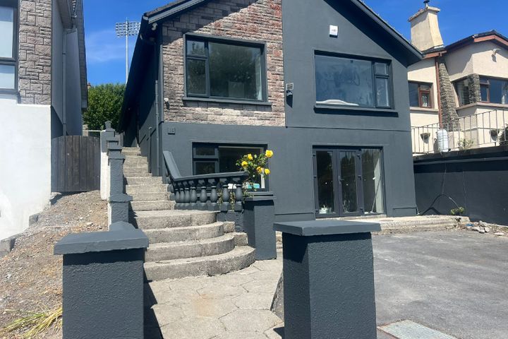 16 Lough Atalia Road, Galway, Galway City Centre