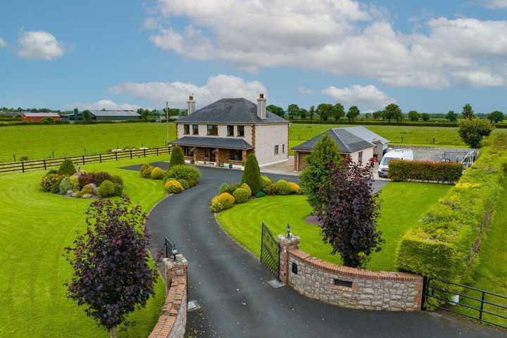 Tennis View, Kilfrush, Hospital, Co. Limerick, V35X897