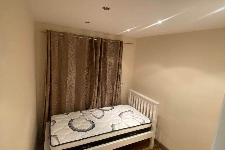 8 Russell Green, Russell Square, Dublin 24, Jobstown, Dublin 24