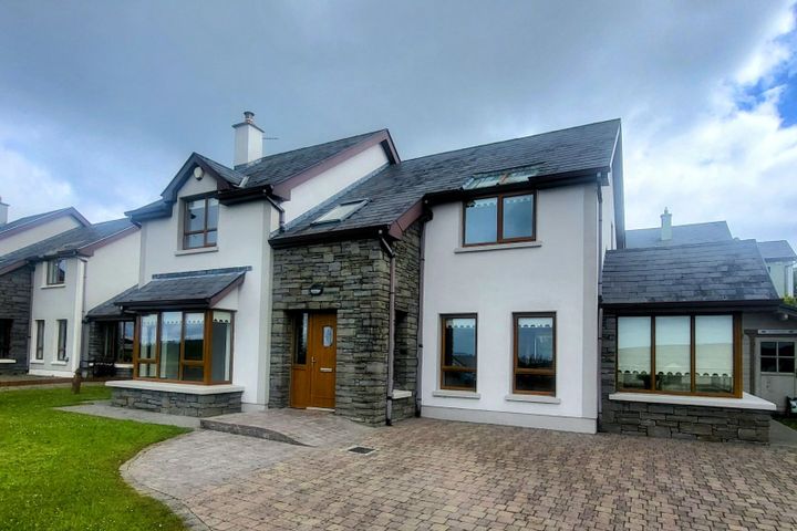 13 Shannon Cove, Dromod, Dromod, Co. Leitrim, N41V297