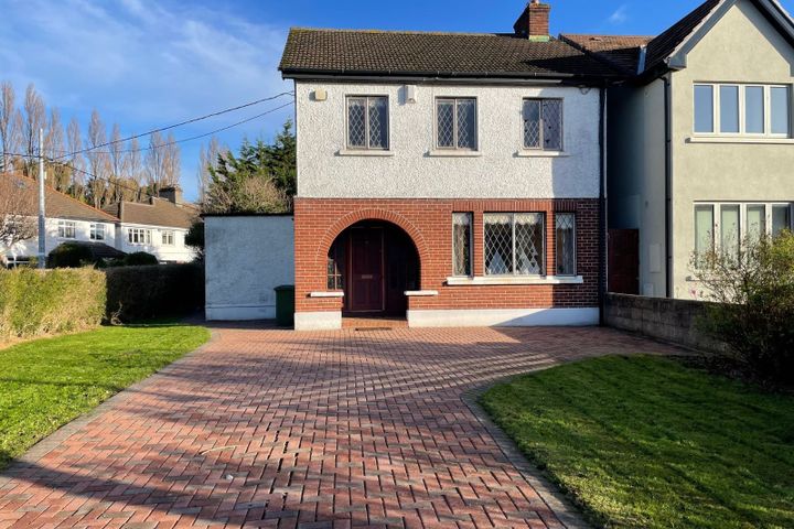 64 Braemor Road, Dublin 14, Churchtown, Dublin 14, D14HY75