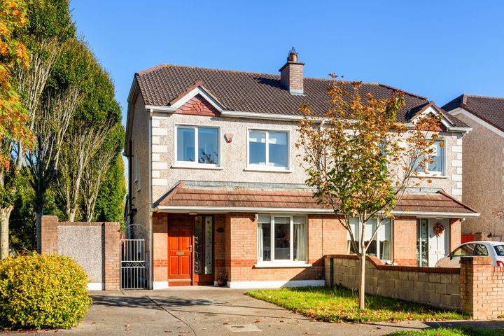 1 Bramblefield Walk, Clonee, Dublin 15, D15R6K8