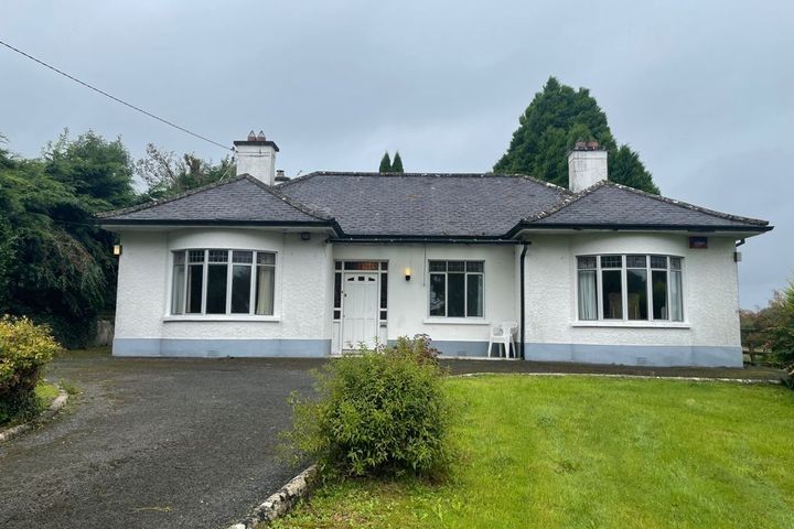 Convent Road, Ballaghaderreen, Co. Roscommon, F45YK85