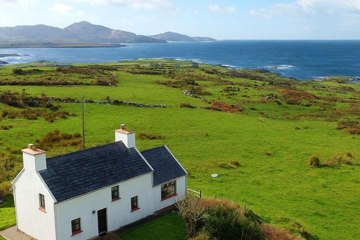 Cnocan, Eyeries, Beara, Co. Cork, P75T668
