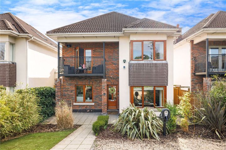 35 Cairnfort, Enniskerry Rd, Stepaside, Dublin 18, Dublin
