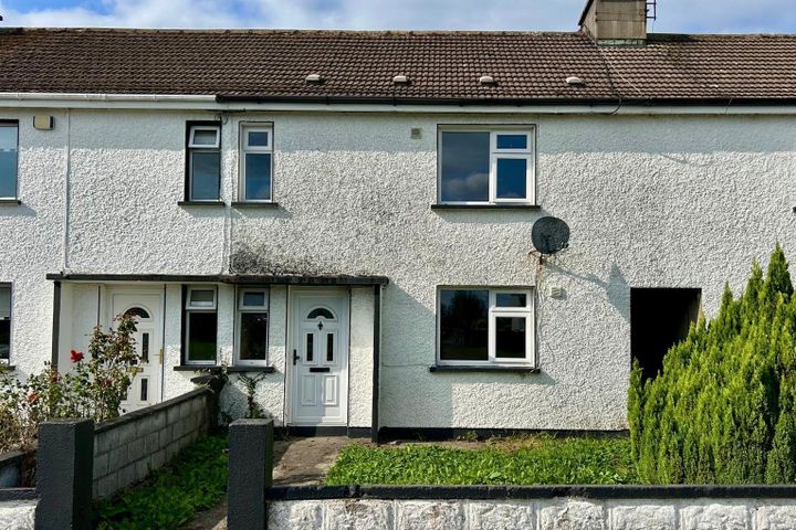 14 St. Comans Park, Athlone, Co. Roscommon, N37X286