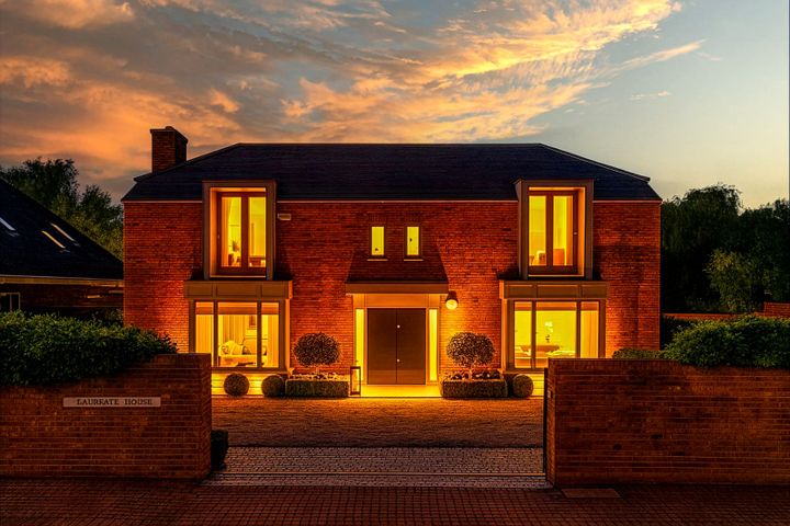 Claremont, Ballsbridge, Dublin 4, D04Y1F2