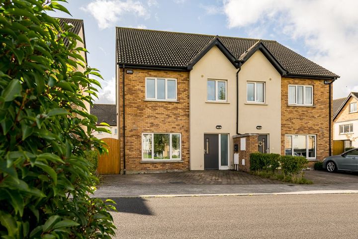 9 Dunville Lawn, Athlumney, Johnstown, Co. Meath, C15XCC1