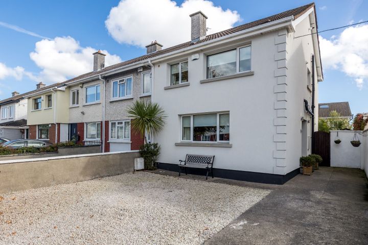 82 Beauvale Park, Artane, Dublin 5, D05R7X3