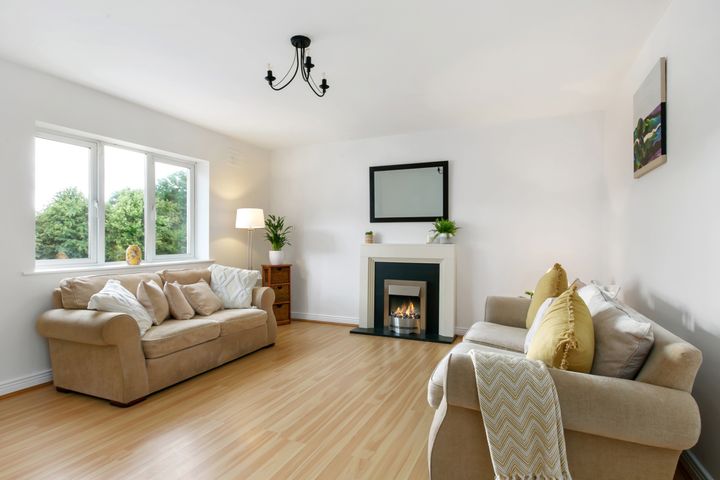 8 Fforster Crescent, Ballydowd Manor, Lucan, Dublin