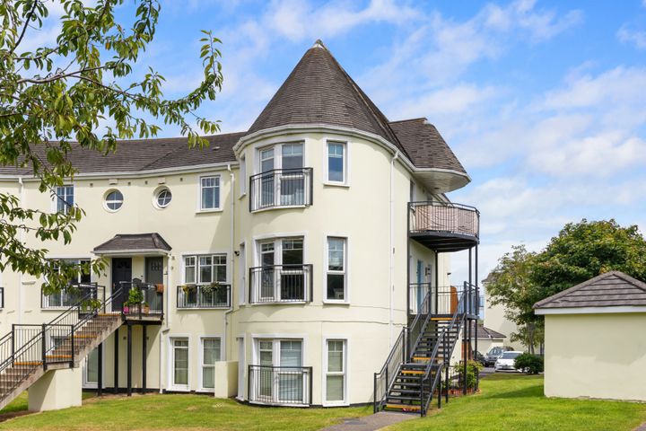 50 Holywell Crescent North, Swords, Co Dublin, K67R903