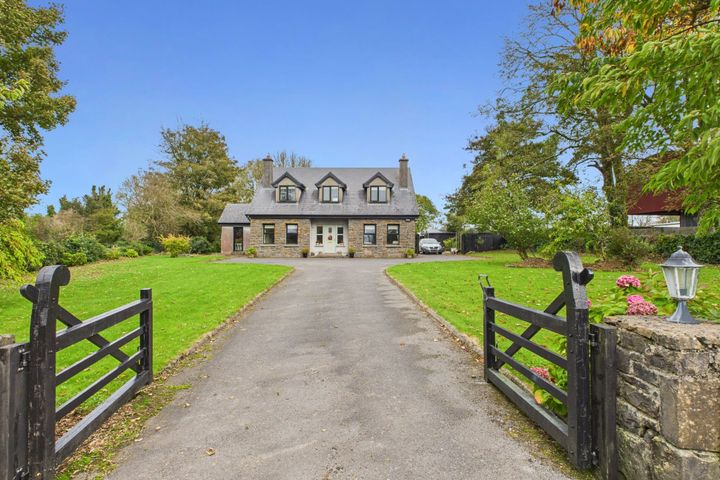 Knockadaumore, Loughrea, Co. Galway, Craughwell, Co. Galway, H62XY45